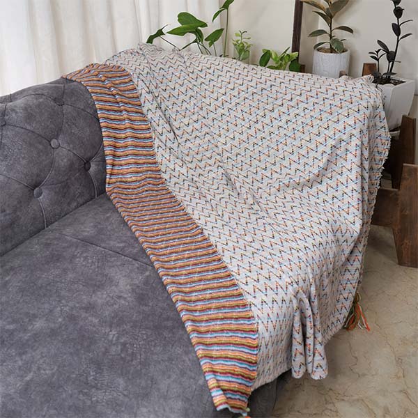 شال مبل رنگین کمان