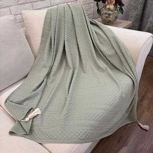 شال مبل بافت بوهمی طرح لوزی سبز