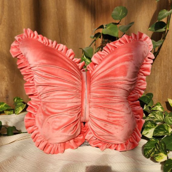 کوسن پروانه مخمل